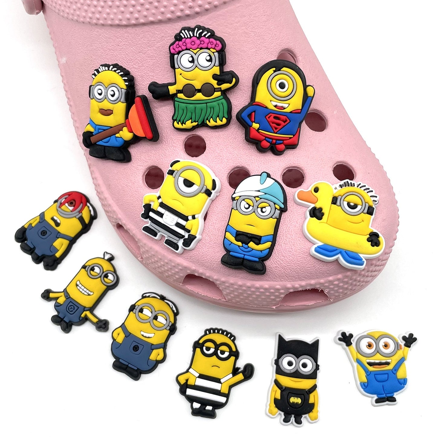 Charms "Minions" for Crocs - Mye av 12 | Sykepleierutstyr